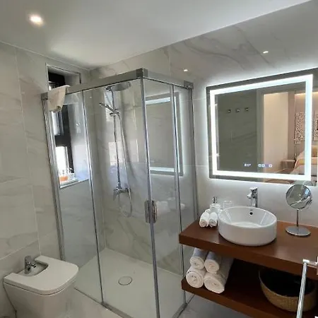 Apartment C-10 Vegueta - Private Rooftop Pool