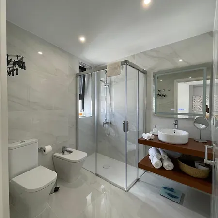 Apartment C-10 Vegueta - Private Rooftop Pool