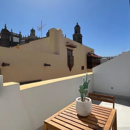Апартаменты C-10 Vegueta - Private Rooftop Pool Лас-Пальмас-де-Гран-Канария
